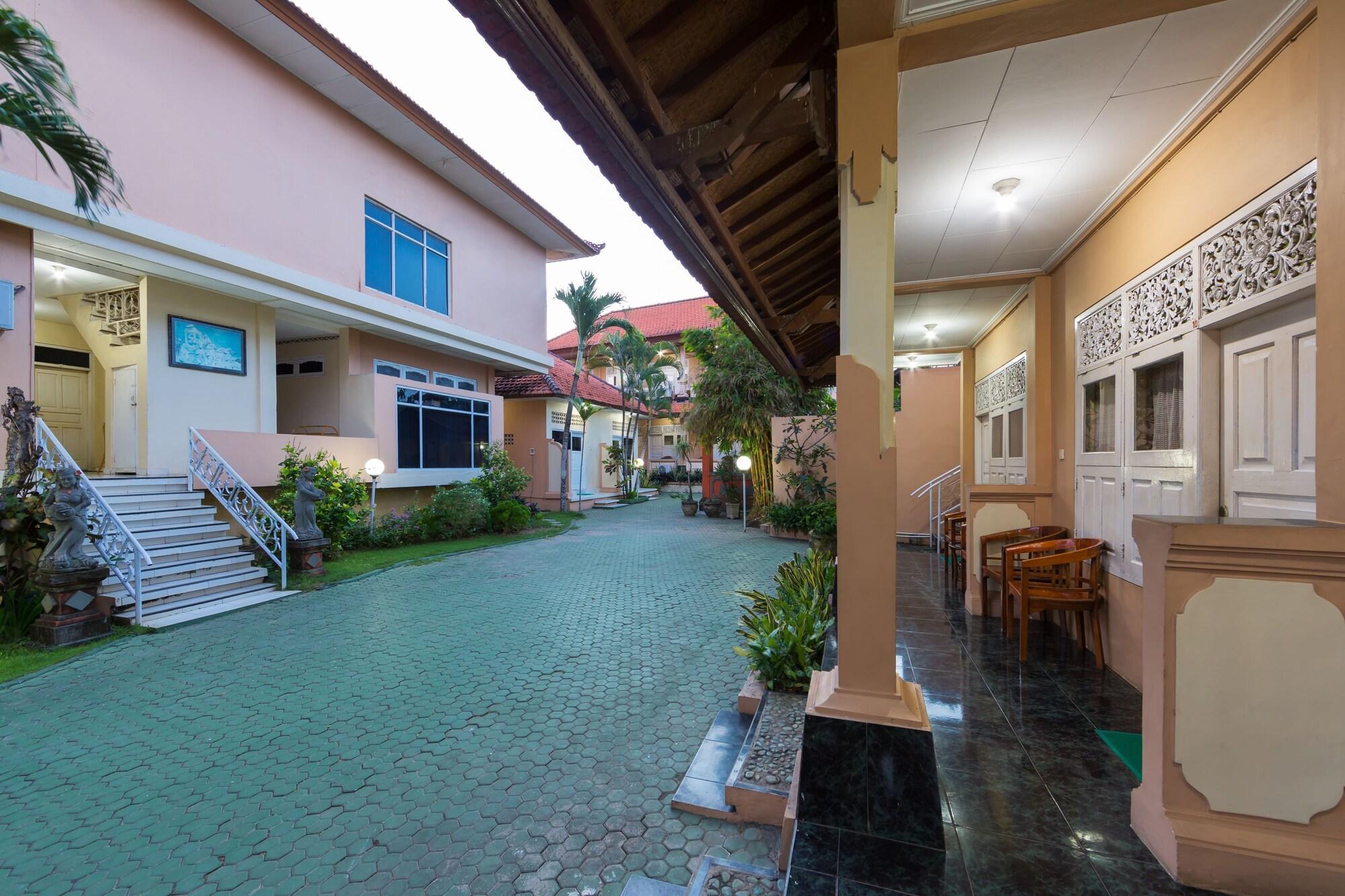 Oyo 3134 Puri Tamu Hotel Jimbaran Zewnętrze zdjęcie
