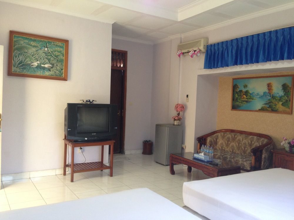 Oyo 3134 Puri Tamu Hotel Jimbaran Zewnętrze zdjęcie